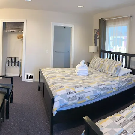 Cambie Lodge-3