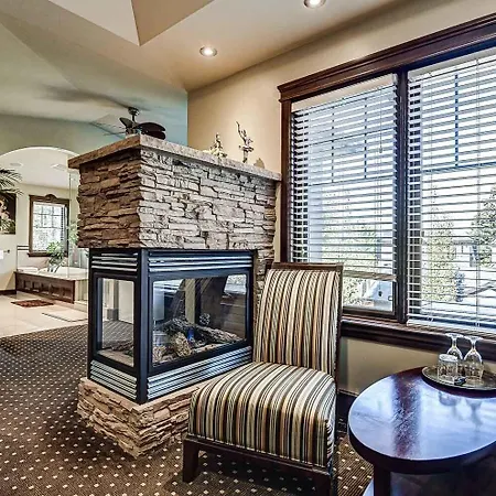 Westmount River Inn-3