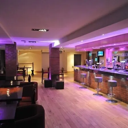 Royal George Hotel-2