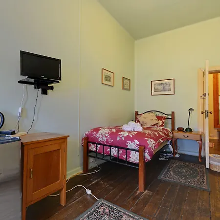 Edinburgh Gallery Bed & Breakfast-3