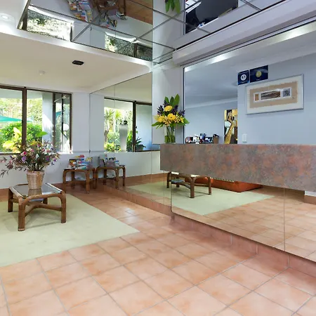 Capricornia Apartments-3