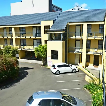 Victoria Court Motor Lodge - Spa & Free Parking-3