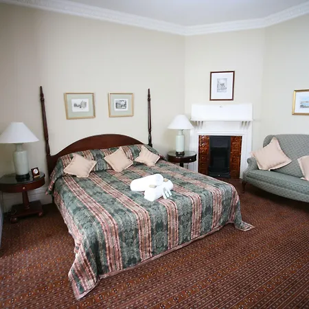 Darcy'S Hotel-3