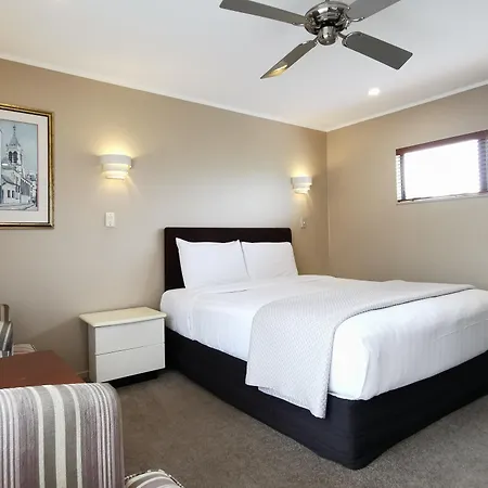 Cornwall Park Motor Inn-3