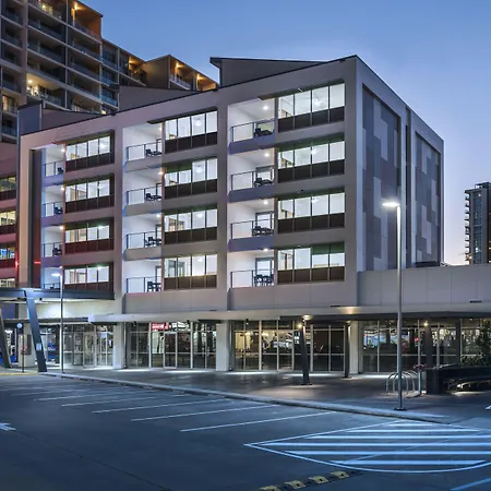 Link Portside Wharf Apartment Hotel-2