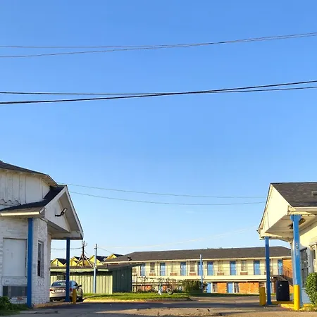 Cole Manor Motel By Oyo Love Field Market Center-2