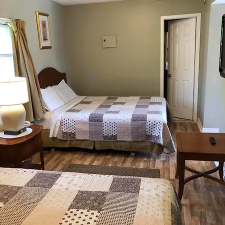 Niagara Inn & Suites-2