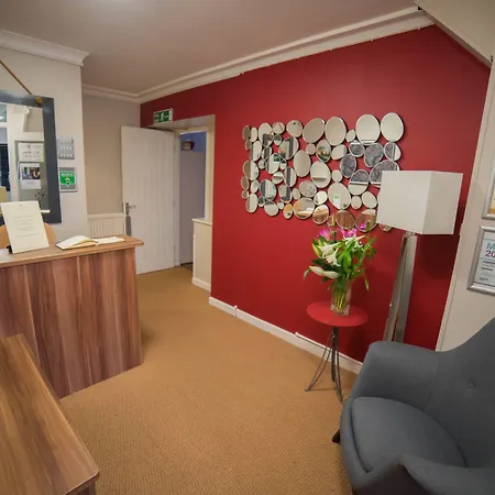 Red Mullions Guest House-3