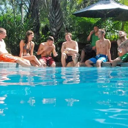 Dougies Backpackers Resort-3