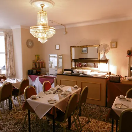 The Ellesmere Hotel Eastbourne-2