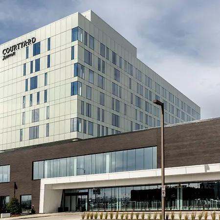 Courtyard By Marriott Quebec City-3