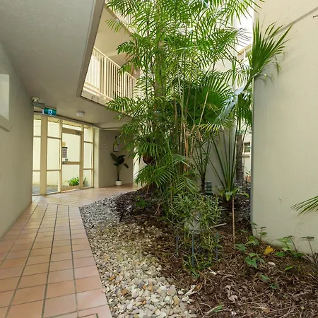 Bayview Beach Holiday Apartments-2