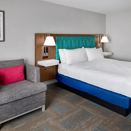 Hampton Inn Kansas City The Legends-2