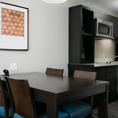 Towneplace Suites By Marriott Kansas City Airport-3
