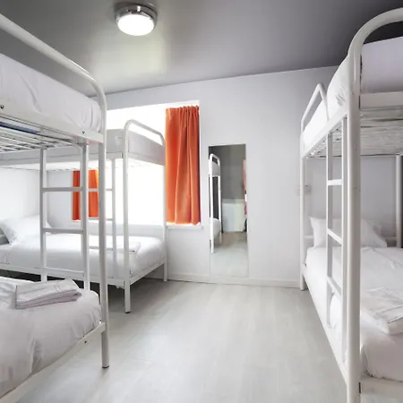 Sleeperdorm - Hostel-3
