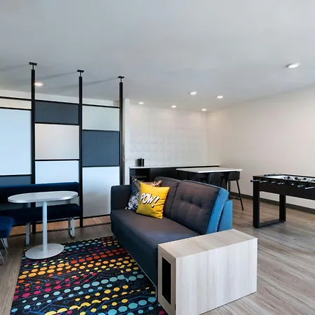 Aloft By Marriott Omaha West-2