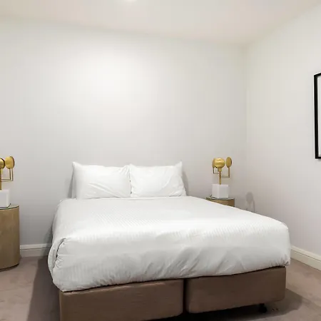 Knightsbridge Canberra-2