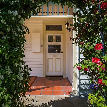 Rosehaven Cottage-3
