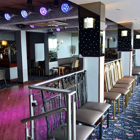 Lyndene Hotel-2
