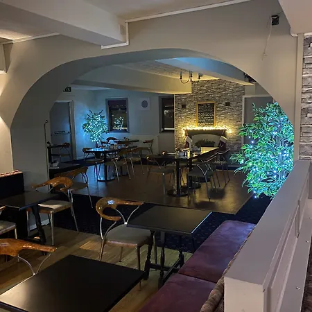 Smithton Hotel-2
