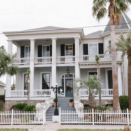 Carr Mansion-3