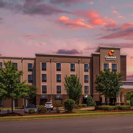 Comfort Inn & Suites At Crossplex Village-2