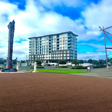 Ramada Suites By Wyndham Auckland Manukau Pacfic Centre-2