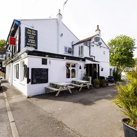 Old Oak Tree Inn-2