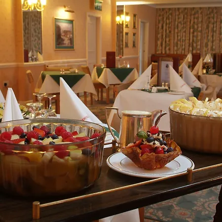Saxonville Hotel-3