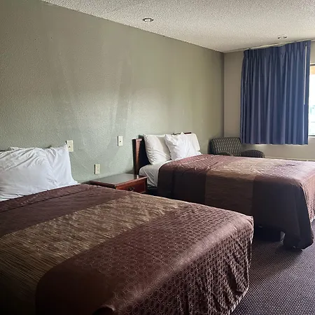 Hallmark Inn And Suites-3