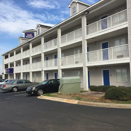 Intown Suites Extended Stay Charlotte Nc - North Tryon-2