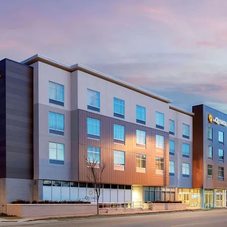 La Quinta Inn & Suites By Wyndham Kansas City Beacon Hill-2