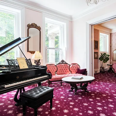 Central Park Bed & Breakfast-2