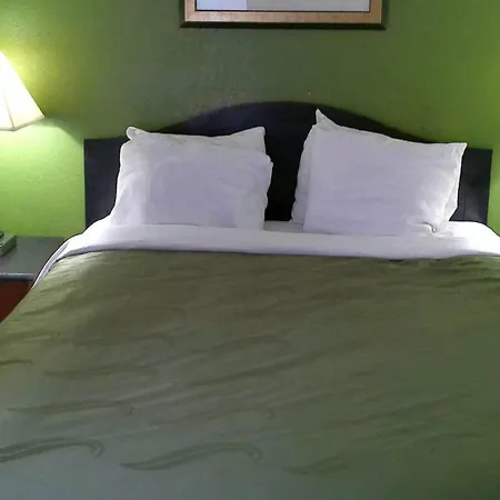 Quality Inn & Suites Indianapolis Northwest-3