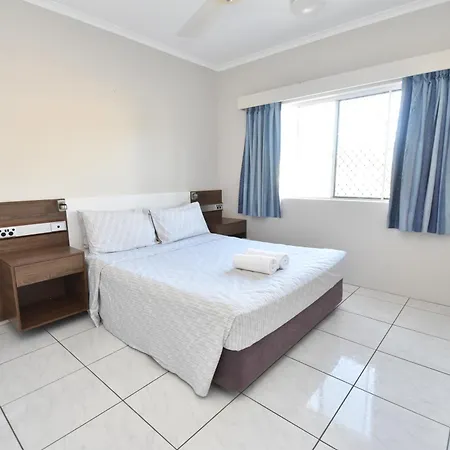 Tradewinds Mcleod Holiday Apartments-2