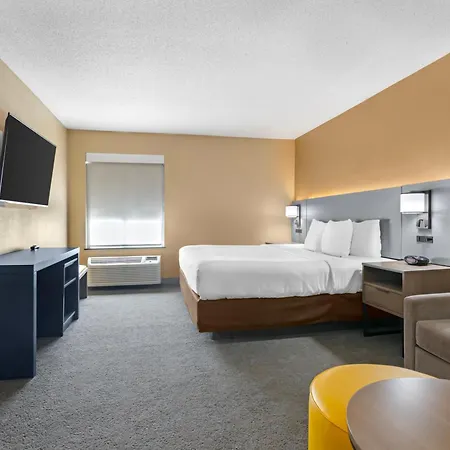 Comfort Inn & Suites Kansas City - Northeast-2
