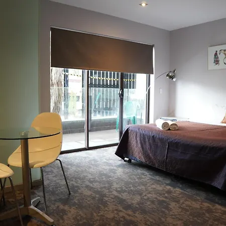 Melbourne Vivo-2