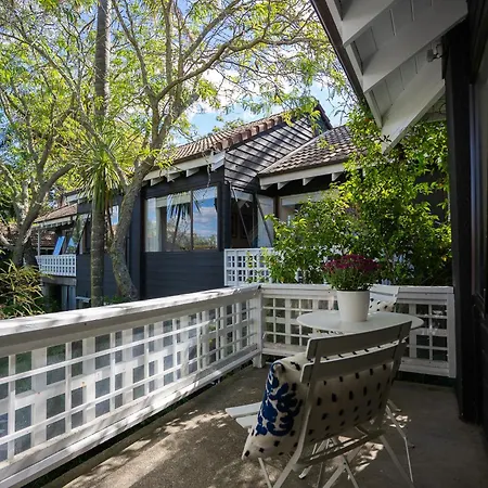 Emerald Inn On Takapuna Beach-3