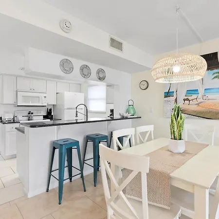 Cape Winds - Oceanfront Pool, Tennis & Sauna Condos Near Port Canaveral-2