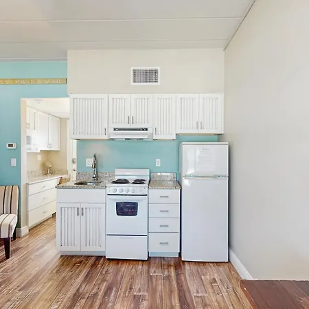 Bungalow Beach Place 6-3