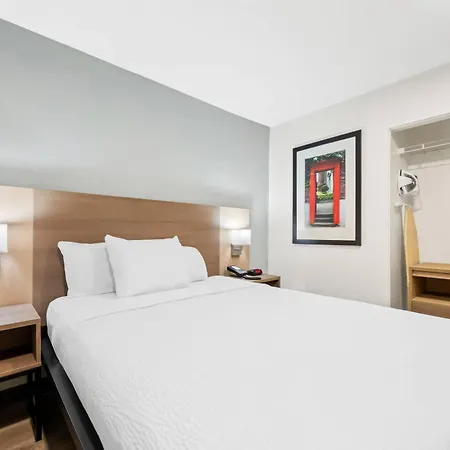 Mainstay Suites Raleigh North-2