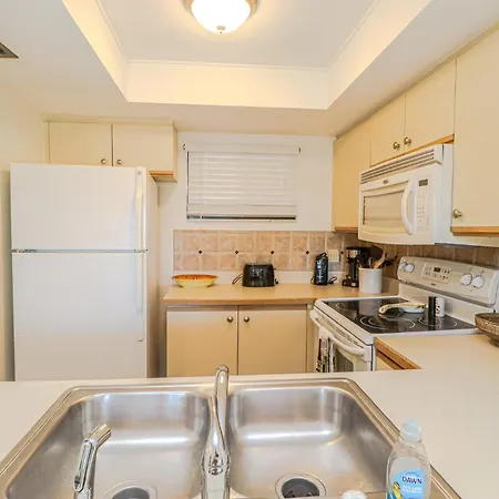 Ocean Village Club N22-3