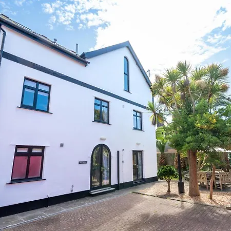 6 Bed In Tenby Oc-Pw9249-2
