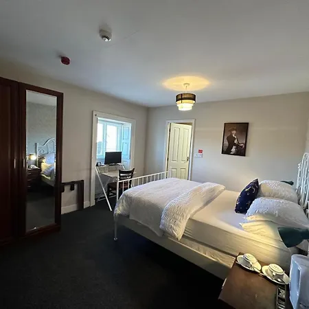 Anchor Hotel-2