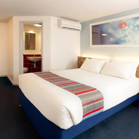 Travelodge Liverpool Stonedale Park-3
