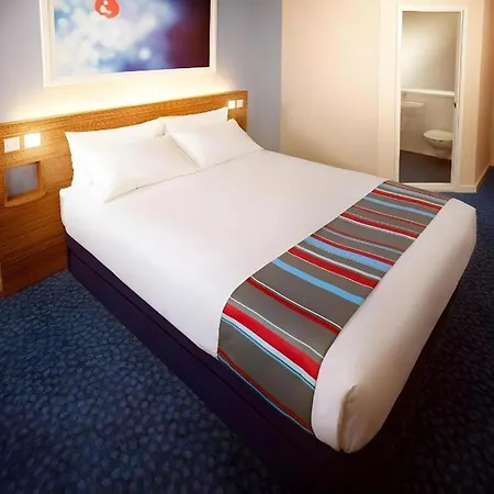 Travelodge Edinburgh Dreghorn-2