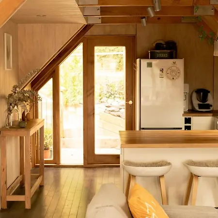 The Loft - Hot Tub, Views & Nature Escape-2
