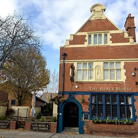 The Black Horse Inn-2