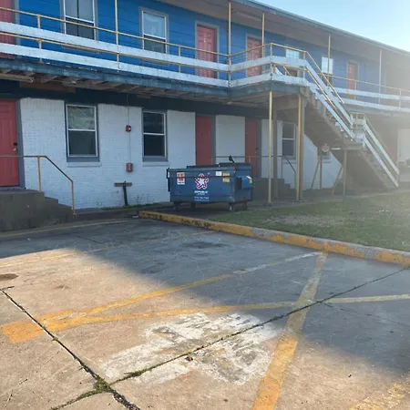 Rosenberg Motel-2