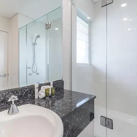 Balboa Apartments-3
